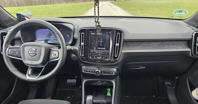 Volvo XC 40 cena 85700 przebieg: 14000, rok produkcji 2022 z Michałowo małe 172